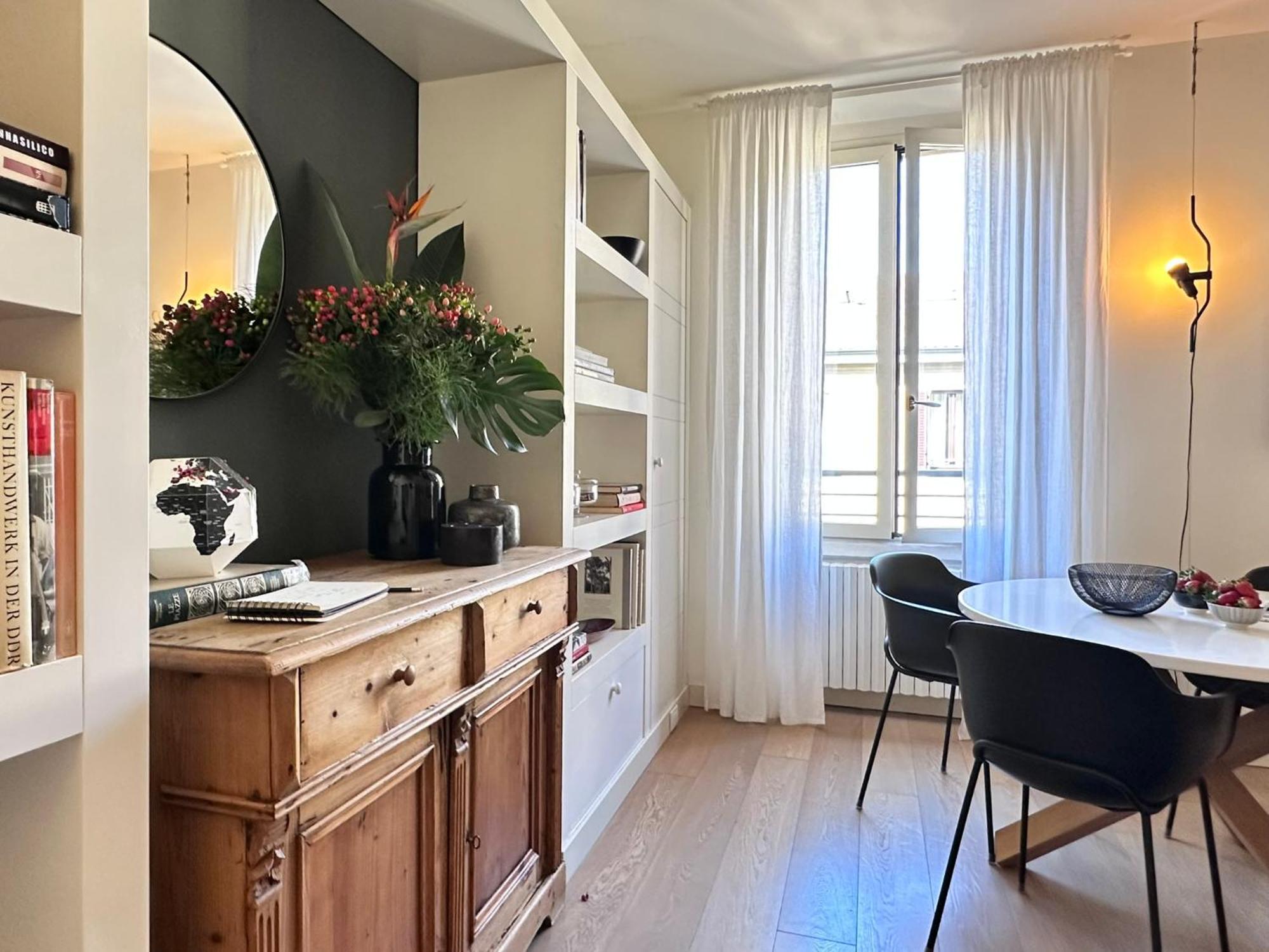 Lily Pads -Elegant Apartment- In The City Center 밀라노 외부 사진